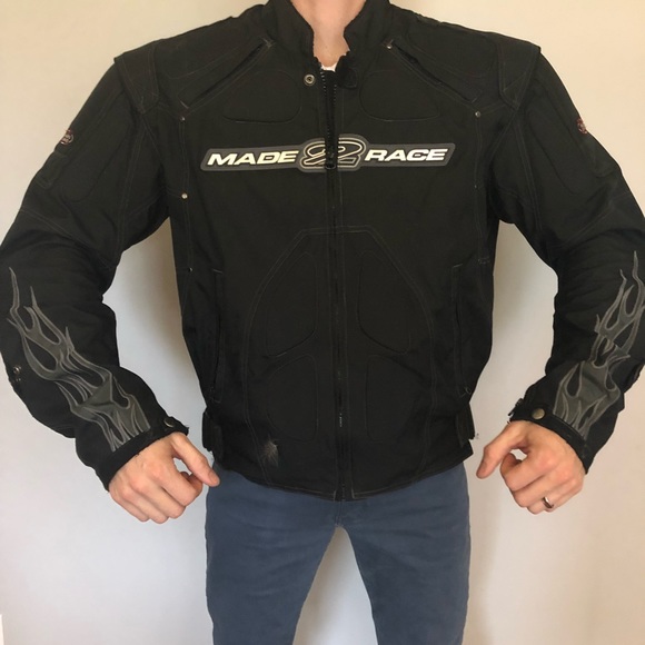 M2R (made to race) motorcycle jacket Plated/padded - Picture 3 of 5